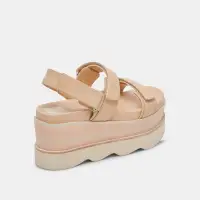 IZAK SANDALS FRENCH VANILLA LEATHER(FRENCH VANILLA LEATHER,5)