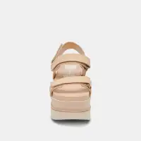 IZAK SANDALS FRENCH VANILLA LEATHER(FRENCH VANILLA LEATHER,5)